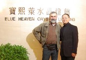 František Janák a ředitel Blue Heaven Crystal Lighting Raymond Chui
